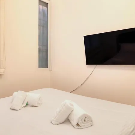 Joivy Cute 1Br Flat Near The City Centre Milan Exterior photo
